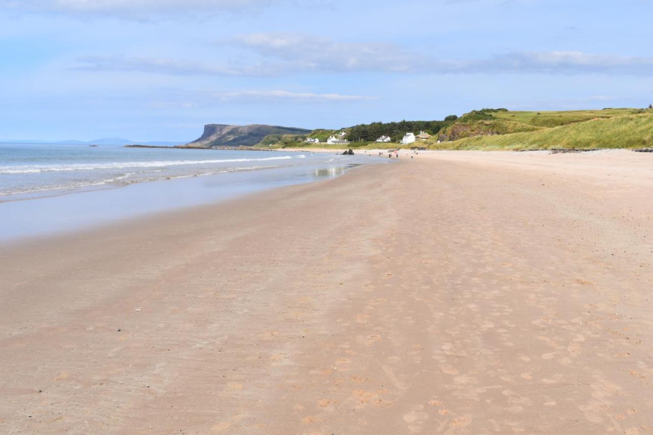 Causeway Coast Apartments Cora Marine Ballycastle Esterno foto
